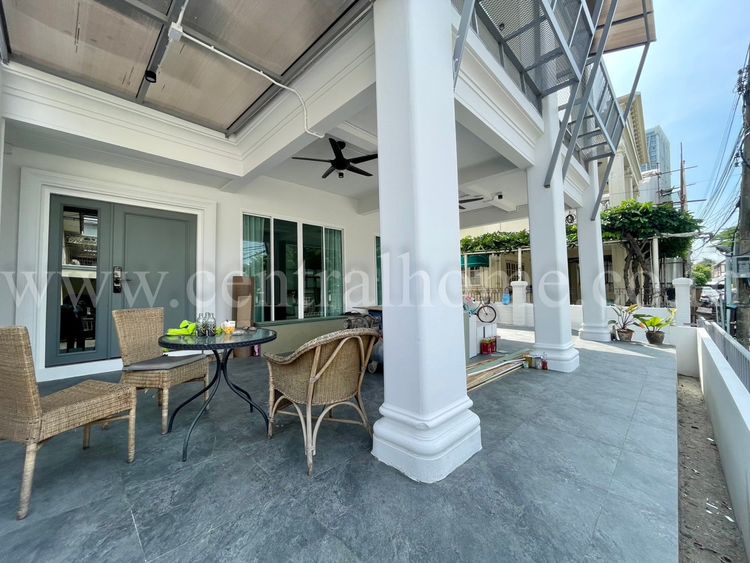 บ้านแฝด หมู่บ้าน การ์เด้นซิตี้ สุขุมวิท 79 หลังริม , ภาพที่ 4