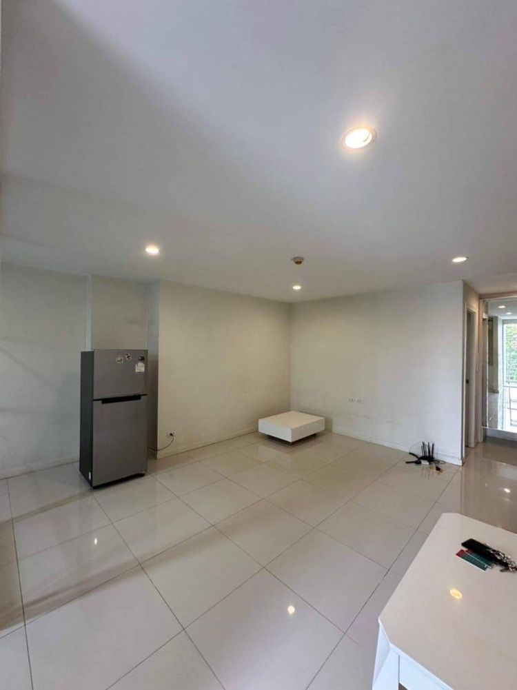 Elements Srinakarin, ภาพที่ 4