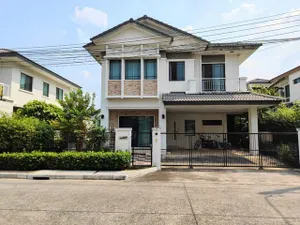 RH1219 ให้เช่า หมู่บ้านมัณฑนา เลค วัชรพล ถนนสุขาภิบาล 5 เฟอร์ครบ 3 ห้องนอน 3 ห้องน้ำ แอร์4 ,เครื่องทำน้ำอุ่น2 ,เครื่องซักผ้า2 ทีวี2 ตู้เย็น1