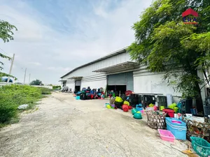 ขายโกดัง เนื้อที่ 2-2-20.7 ไร่ ถนนเทิดพระเกียรติ 5 ธันวาคมมหาราช ตำบลเสาธงหิน อำเภอบางใหญ่ จังหวัดนนทบุรี