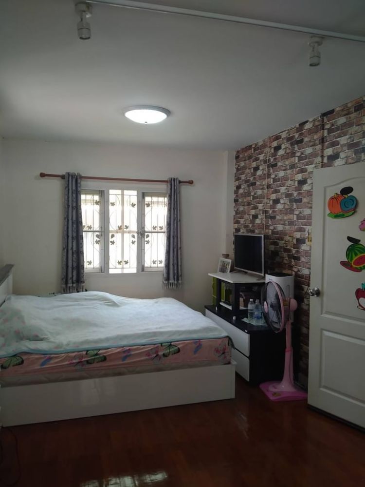 ขายถูก! บ้านเดี่ยว 2 ชั้น สภาพสวย ราคาดี มีบริเวณ! หมู่บ้าน เคซี ซอย, ภาพที่ 4