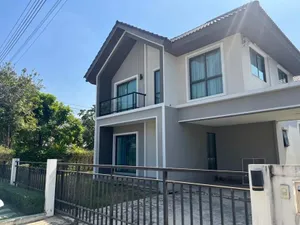 ให้เช่า บ้าน ในโครงการ U1284 ให้เช่าบ้านเดี่ยว2ชั้น หมู่บ้านเพฟ ปิ่นเกล้า-ศาลายา (Pave Pinklao-Salaya)บ้านพร้อมเฟอร์ครบ ตำบลศาลากลาง อำเภอบางกรวย จังหวัดนนทบุรี