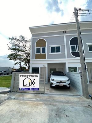 ให้เช่าทาวน์โฮม 2 ชั้น ใจกลางเมือง ระยอง พร้อมเข้าอยู่