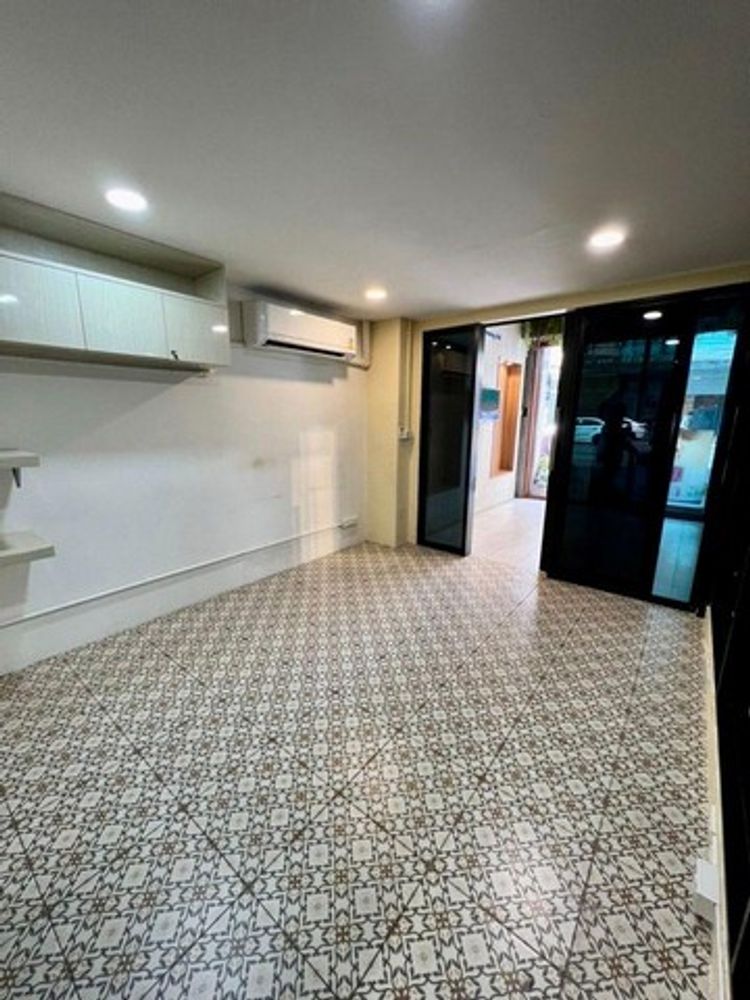 ให้เช่าอาคารพาณิชย์ 7 ชั้น 2 คูหา 807 ตรม. ถนนจักรวรรดิ เยาวราช ใกล้, ภาพที่ 4