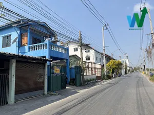 ขายบ้านเดี่ยวเทพารักษ์ จังหวัดสมุทปราการ สภาพดี 3 นอน 2 น้ำ ใกล้โรงเรียนนานาชาติสิงคโปร์สุวรรณภูมิ