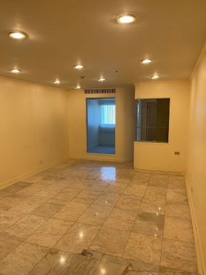 ขาย คอนโด ITF Silom Palace  42 ตรม. New renovation 1 room 1 bath 1 parking space