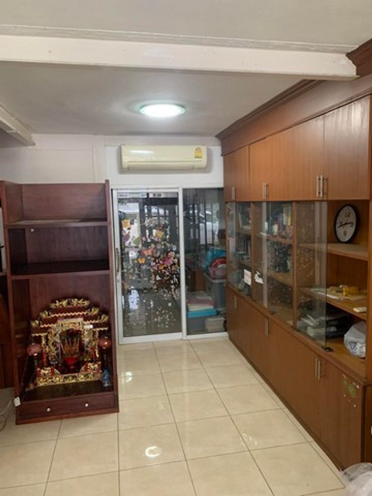 ขายทาวเฮาส์ 2 ชั้น 15 ตรว. 1 ห้องนอนใหญ่ รัชดาซอย 3 หลังสถานฑูตจีน ใกล้, ภาพที่ 4