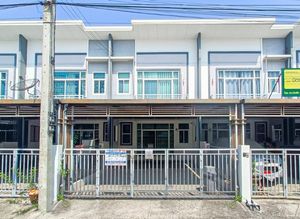 ทาวน์เฮ้าส์ โครงการ เดอะคิวบ์ทาวน์ ลำลูกกา ใกล้จุดขึ้นทางด่วน วงแหวนกาญจนาภิเษก (B7166)