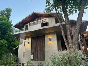 ขายบ้านเดี่ยว 2 ชั้น ครึ่งไม้ครึ่งปูน สไตล์ลอฟท์  ทำเลดี สะดวกมาก ร่มรื่น บรรยากาศธรรมชาติ โซน เหมืองแก้ว แม่ริม เชียงใหม่