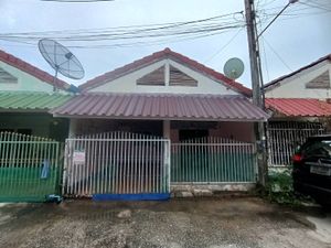 ขายทาวน์โฮมชลบุรี หมู่บ้าน เกตุทิพย์พัฒนา  ต.หนองปลาไหล อ.บางละมุง