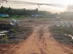 ให้เช่าที่ดินติดถนนสายเอเชีย ต.กําแพงเพชร อ.รัตภูมิ จ.สงขลา เนื้อที่ 7 ไร่ที่ดินแปลงสวยติดถนน2ฝั่ง