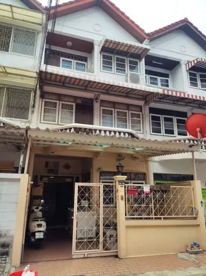 ขาย ทาวน์โฮม 3 ชั้น พาณิชยการธนบุรี 12 ใกล้ mrt จรัญ 13 เพียง 200 เมตร