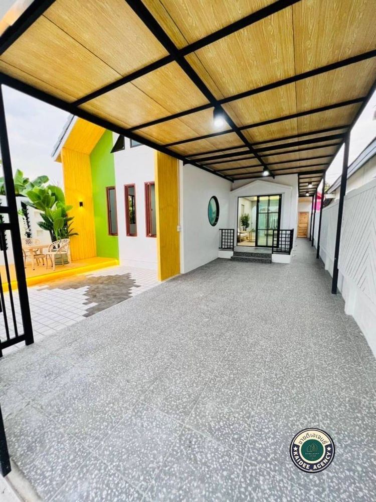 พร้อมขาย! บ้านชั้นเดียว สีสดใส ใกล้แหล่งช้อปปิ้งหนองจอก ซอยเลียบวารี 27, ภาพที่ 4