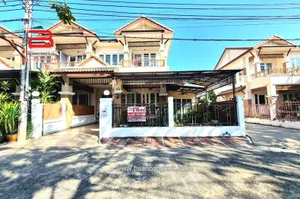 ทาวน์โฮม หมู่บ้าน ดรีมวิลเลจ ซอยสวนผัก 32 เนื้อที่ 40.5 ตรว. ถ.อัจฉริยะประสิทธิ์ อ.บางกรวย จ.นนทบุรี