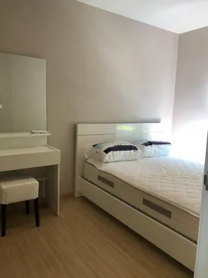 The Tree Onnut Station nice clean safe 2nd floor BTS Onnut