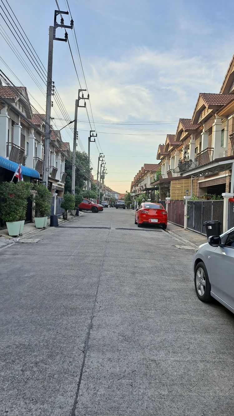 House for Rent or Sale, Living Park Phram 5 in Nonthaburi, ภาพที่ 4