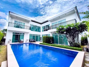 บ้านเดี่ยว 2 ชั้น สไตล์โมเดิร์น โครงการธารารมณ์ ไพรเวท เรสซิเดนซ์ รามคำแหงซอย 9 เพดานสูงโปร่ง สร้างเองบนที่ดินเปล่า มั่นใจได้ถึงรากฐานและวัสดุที่ใช้ในการสร้าง