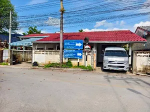 ให้เช่าบ้านเปล่าไม่มีเฟอร์นิเจอร์  ในโครงการ สุรพลนิเวศน์ แถวมหาวิทยาลัยพายัพ 