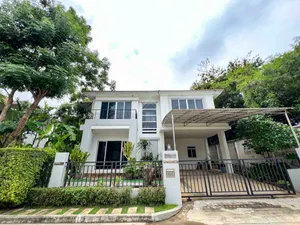 บ้านเดี่ยว 2 ชั้น หมู่บ้าน ไลฟ์ บางกอก บูเลอวาร์ด พระราม 2  หลังริม