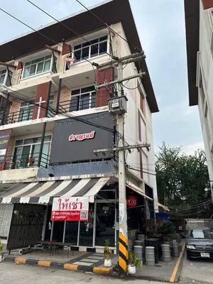 อาคารพาณิชย์4ชั้น ห้องมุมมีพื้นที่ด้านข้าง ทำเลทอง เหมาะกับการค้าขาย โซนมหาลัยราชมงคลธัญบุรี คลอง6 🏢 สะพานชมพู่🌉