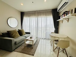 ขายคอนโด โนเบิล โซโล ทองหล่อ Noble Solo Thonglor ห้องสวย แต่งหรู พร้อมอยู่ 35 ตรม.