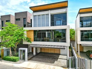 ประกาศขาย บ้าน บ้าน 365 55900000 THB 4 ห้องนอน 0 ไร่ 0 ngan 81 sq.wa ใกล้กับ Central Plaza พระราม 3  สวยที่สุดในย่าน