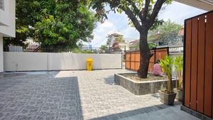 ขาย บ้านเดี่ยว บ้านเดี่ยว รัชดาซอย3 350 ตรม. 63.4 ตร.วา