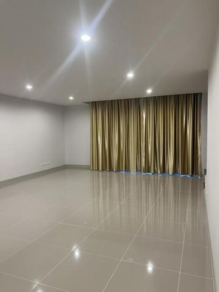 ปล่อยให้เช่าโฮมออฟฟิศ 4 ชั้น ใหม่เอี่ยม ย่านสุขาภิบาล 5 ใกล้ทางด่วน, ภาพที่ 4