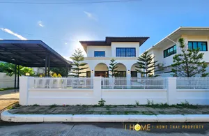 AMR0533 ให้เช่าบ้าน Pool Villa สองชั้น  4 ห้องนอน 3 ห้องน้ำ 1 ห้องรับแขก 1 ห้องครัว   ให้เช่าราคา  60,000 บาทต่อเดือน  ขนาดที่ดิน   94  ตรว. ไม่รับสัตว์เลี้ยง