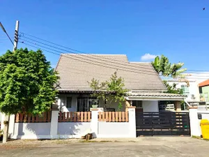 ดูโฮม บางบัวทอง ลำโพ ให้เช่าบ้านเดี่ยว 2 ชั้น 56ตรว. 165ตรม. ใหญ่มาก เฟอร์ครบ 3นอน 2น้ำ 1จอดรถ 2แอร์ หน้าถนนกว้าง 