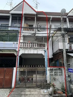 ขายถูกมาก ทาวน์โฮม 3 ชั้น หมู่บ้าน แก้ววิลล่า ซ.จรัญฯ 27 แยก 22 