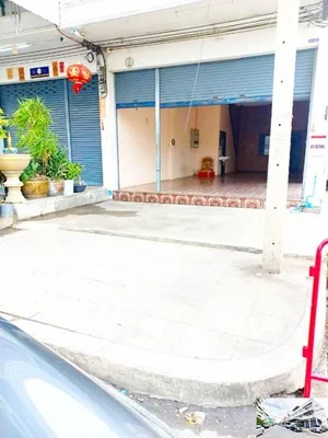 ตลาดบางใหญ่ซิตี้ ให้เช่าอาคารพาณิชย์ 3 ชั้น รัตนาธิเบศร์  MRT บางใหญ่  1 กม. หัวมุม 22ตรว. 290ตรม. ทำธุรกิจ 2นอน 3น้ำ 2จอดรถ 3แอร์