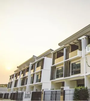 PPL13 ให้เช่า ทาวน์โฮม 3 ชั้นโครงการ แลนด์มาร์ค เอกมัย-รามอินทรา LANDMARK EKAMAI-RAMINDRA ตกแต่งเฟอร์นิเจอร์ครบพร้อมอยู่ ถ. สุคนธสวัสดิ์ 