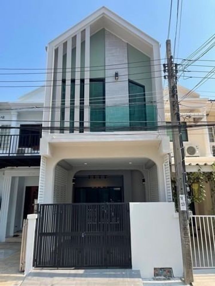 ขายทาวน์เฮ้าส์2ชั้นย่านสุขุมวิท50 อ่อนนุช หมู่บ้านพรประดิษฐ์ สุขุมวิท50, ภาพที่ 4