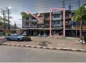86632 - ขาย อาคารพาณิชย์ ลักษณะเด่น ติดถนนเพชรเกษมตรงข้ามรพ.วิชัยเวช