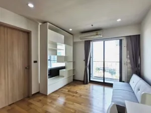 ขายหรือให้เช่าคอนโด Fuse Sathorn Taksin ชั้น 12 วิวรถไฟฟ้า BTS ติดถนนใหญ่ จากคอนโดถึงรถไฟฟ้า BTS วงเวียนใหญ่ 100 เมตร