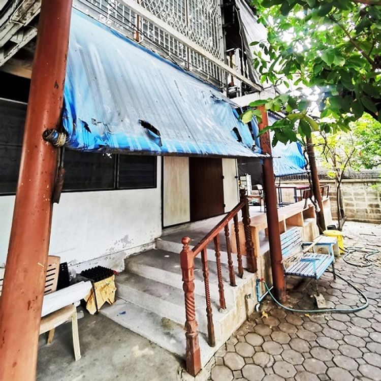 ขายที่ดินพร้อมบ้านเก่า86ตรว. ซ.สมเด็จพระเจ้าตากสิน44 ทำเลดี, ภาพที่ 4
