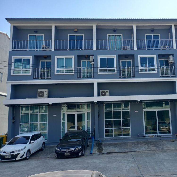 ถูกมาก เหมือนซื้อบ้านแถมที่ดิน อาคารพาณิชย์ 3 ชั้นครึ่ง, ภาพที่ 4