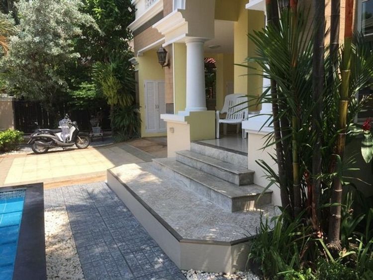[C255] ให้เช่า 55k บ้านเดี่ยวพร้อมเฟอร์หรู หมู่บ้านลดาวัลย์ รามอินทรา, ภาพที่ 4