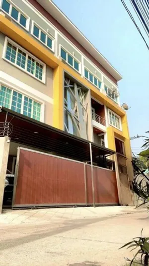 รหัสC6175 ให้เช่าอาคารสำนักงาน โฮมออฟฟิศ 4ชั้น ย่านเมืองทองธานี แจ้งวัฒนะ ใกล้สถานีรถไฟฟ้าสีชมพู 