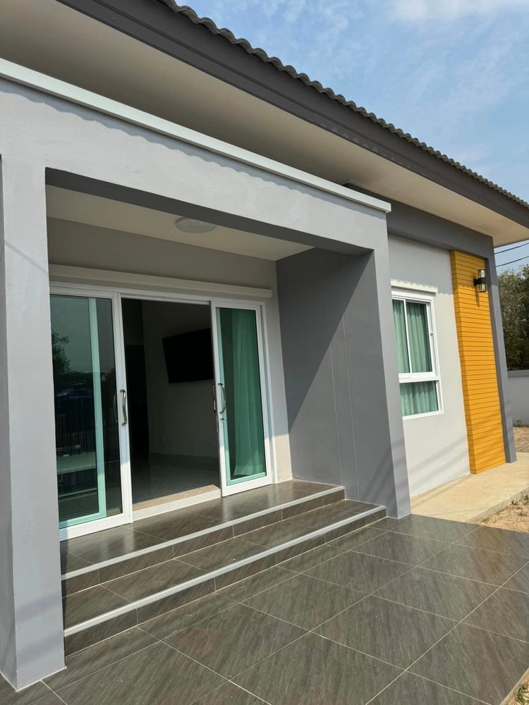 บ้านเดี่ยวสร้างใหม่ ดีไซน์สวย รั้วรอบ ของแถมเยอะ ต.ธาตุเชิงชุม อ.เมือง, ภาพที่ 4