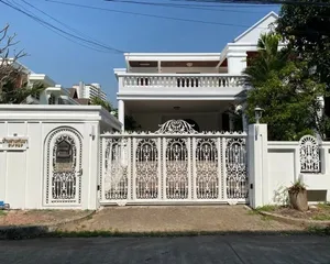RH1121 ให้เช่าบ้านบางนาวิลล่า ซอยบางนาตราด16 บ้านเดี่ยว 7 ห้องนอน 7 ห้องน้ำ   4 ห้องแม่บ้าน ตกแต่งครบ พร้อมเข้าอยู่