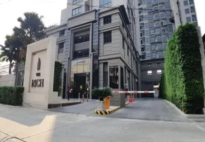 ขายคอนโด เดอะริช สาทร (THE RICHY)ติด BTSวงเวียนใหญ่ *เจ้าของขายเอง*