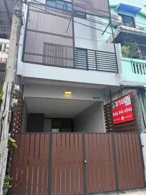 🏡💥ขายทาวน์เฮ้าส์ 3 ชั้น หมู่บ้านมิตรไมตรี (รีโนเวทใหม่ Style Modern Loft)🏡