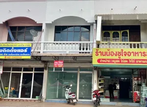 ขายอาคารพาณิชย์ ตรงข้ามตลาด ร.8 มาร์เก็ต เยื้อง 7-11 เยื้อง CJ