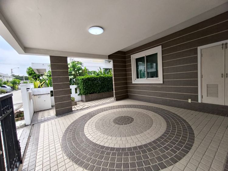 บ้านเดี่ยว 2 ชั้นหลังมุม หมู่บ้านโฮมเพลส วงแหวนรัตนาธิเบศร์, ภาพที่ 4