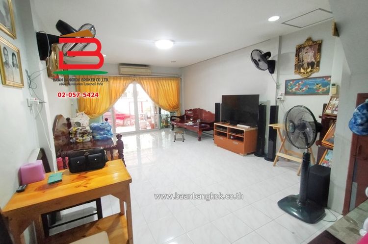 ทาวน์เฮาส์ 2 ชั้น หมู่บ้าน กานต์มณี เนื้อที่ 16 ตรว. ถนนบางกรวย-ไทรน้อย, ภาพที่ 4