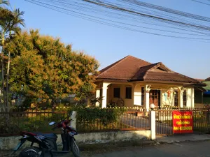 ขายบ้านเดี่ยว 100 ตร.วา พร้อมผู้เช่า ทำเลทอง ใกล้ตลาดจัตุจักร ใกล้ห้างแจ่มฟ้า อยู่หลังโรงเรียนรพีเลิศ เดินไปส่งลูกไปโรงเรียนได้เลย