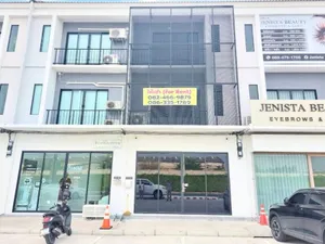 ให้เช่า อาคารพาณิชย์ 3 ชั้น เดอะคอนเนค บิซทาวน์ รังสิต อเวนิว ที่จอดรถสะดวกสบาย  หน้ากว้าง 5 ม. โครงการติดติดถนนใหญ่ รังสิต-นครนายก