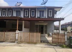 ปล่อยเช่า ทาวน์เฮ้าส์3 ห้องนอน 2 ห้องน้ำ (หลังริม)